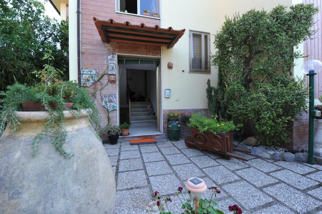 Estate4Home - Orange Dreams Sant'Agnello Buitenkant foto